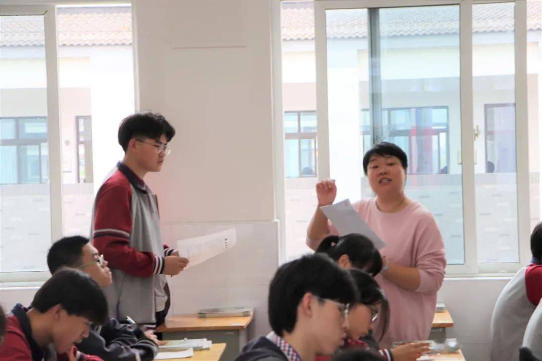 2035年香港資料精準分析，展望未來城市發(fā)展的智慧圖譜